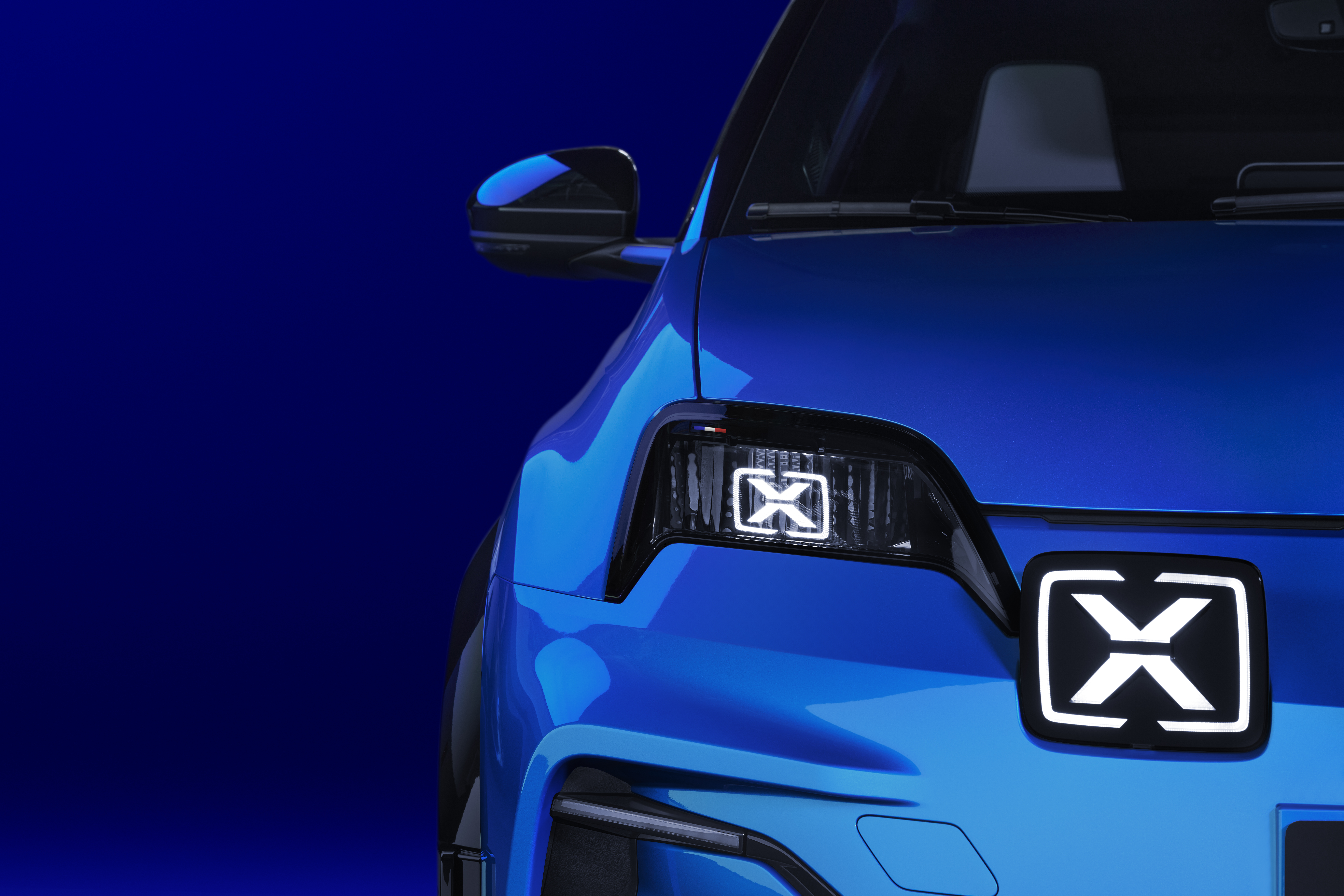 47_LOT3_CLOSEUP_EXTERIEURS_Ext_AlpineBlueVision_GTS_Projecteuravantdroit